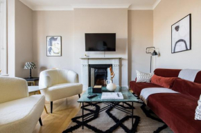 The Ealing Escape - Elegant 2BDR Flat With Parking